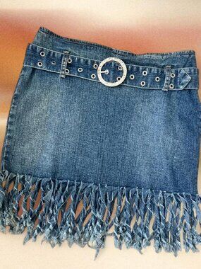 Rare Y2K Fringe Denim Mini Skirt Bedazzled O Ring Belt ⭐️ Body Central Western